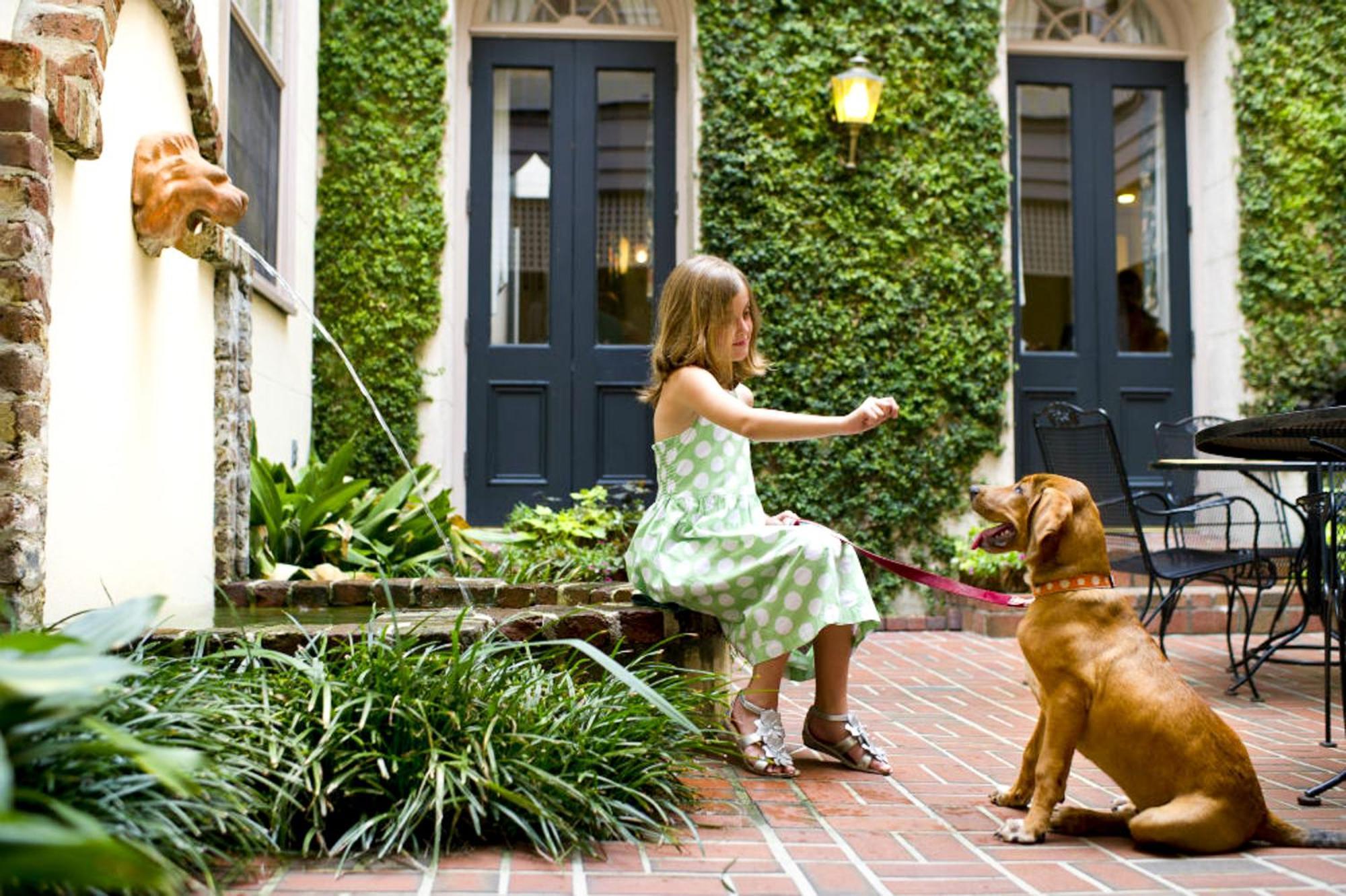 Kings Courtyard Inn Charleston Exterior photo